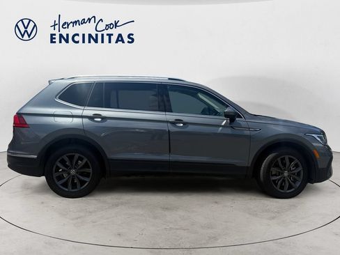 Certified 2023 Volkswagen Tiguan SE w/ Panoramic Sunroof Package FWD image 6