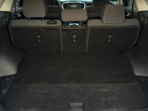 Used 2018 Kia Sorento L FWD image 14