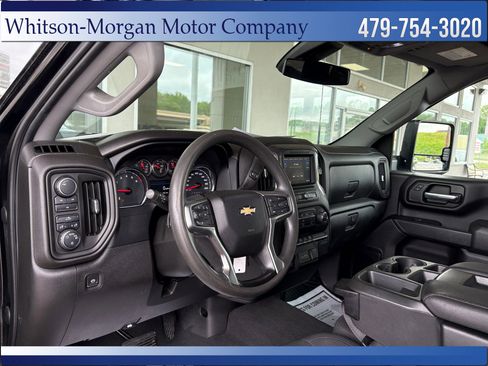 Used 2022 Chevrolet Silverado 2500 Custom w/ Custom Convenience Package AWD/4WD image 12