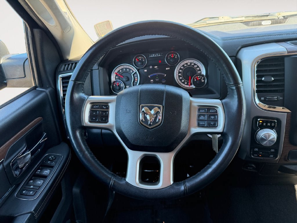 Used 2018 RAM 1500 Laramie AWD/4WD image 13