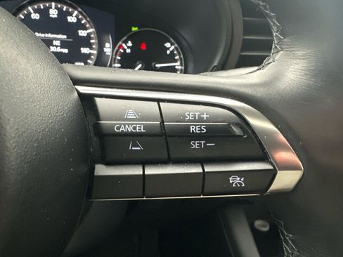 Used 2024 MAZDA MAZDA3 s image 19