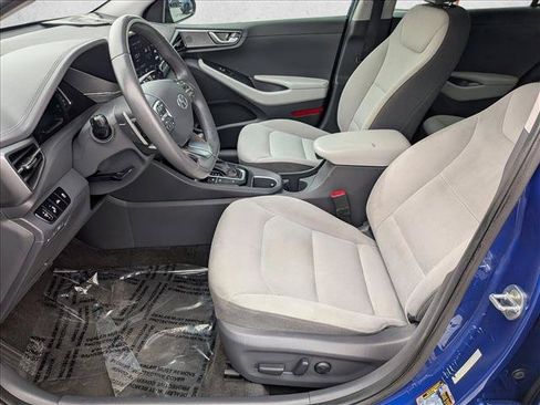 Used 2022 Hyundai Ioniq SE FWD image 15