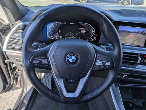 Used 2022 BMW X5 xDrive45e image 10