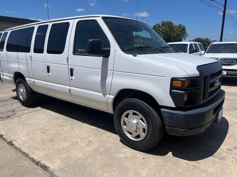 Used 2014 Ford E-350 and Econoline 350 XL w/ Power Windows & Locks Group RWD image 3