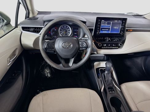Used 2020 Toyota Corolla LE FWD image 17