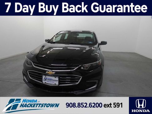 Used 2016 Chevrolet Malibu Premier w/ Driver Confidence Package FWD image 1
