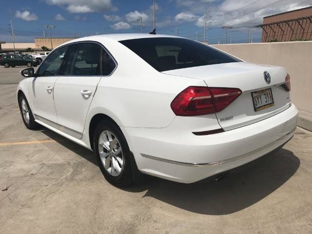 Used 2016 Volkswagen Passat 1.8T S FWD image 2