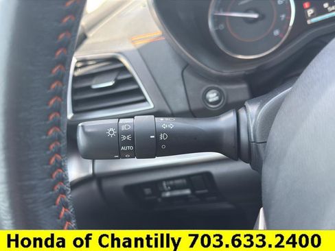 Used 2019 Subaru Crosstrek 2.0i Limited w/ Moonroof Package AWD/4WD image 10