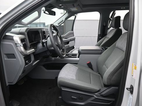 New 2026 Ford F250 XLT image 2