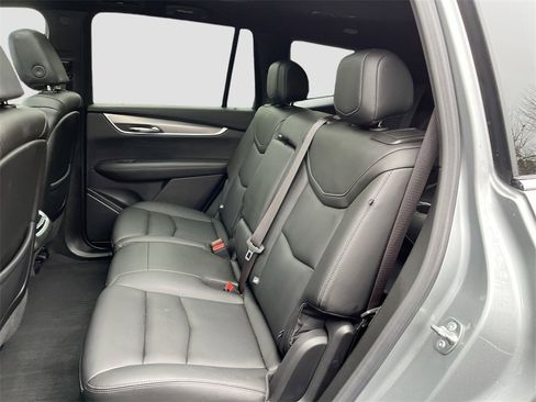 Certified 2024 Cadillac XT6 Luxury w/ LPO, Floor Liner Package image 24