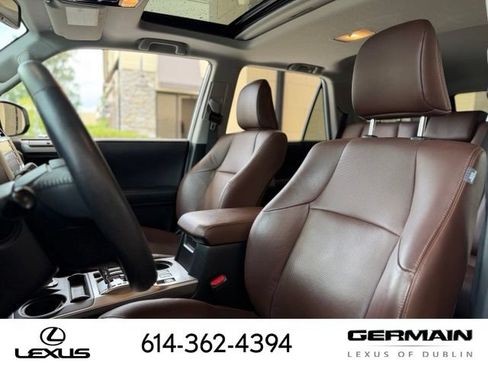 Used 2021 Toyota 4Runner Limited AWD/4WD image 12