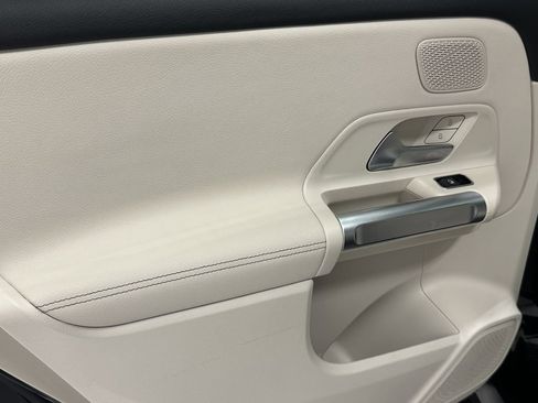 Certified 2024 Mercedes-Benz GLB 250 image 26