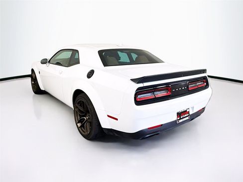 Used 2022 Dodge Challenger SRT Hellcat RWD image 15