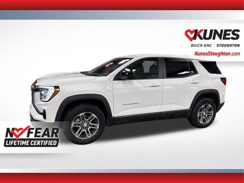 Used 2025 GMC Terrain Elevation image 8