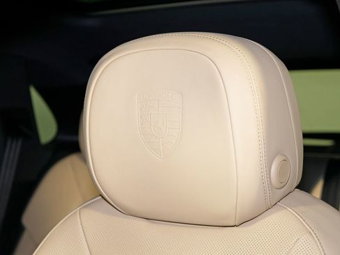 Certified 2026 Porsche Cayenne image 19