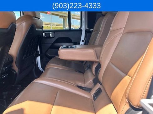 Used 2020 Jeep Gladiator Rubicon AWD/4WD image 35