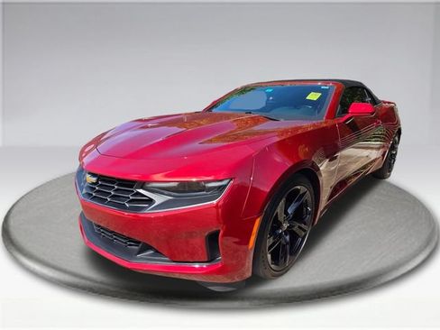 Used 2023 Chevrolet Camaro LT RWD image 11