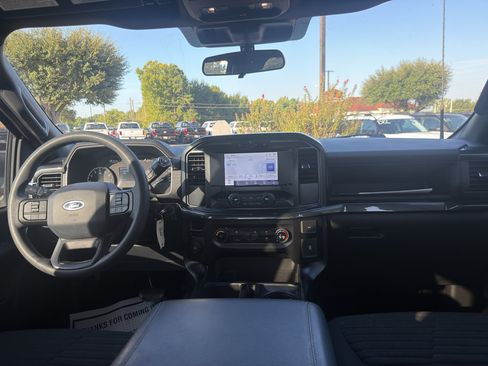 Used 2022 Ford F150 XL w/ STX Appearance Package RWD image 17