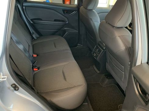 Used 2025 Subaru Forester Premium AWD/4WD image 11