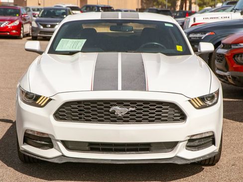 Used 2016 Ford Mustang Coupe RWD image 3