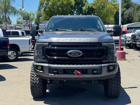 Used 2022 Ford F350 XLT w/ Black Appearance Package AWD/4WD image 8