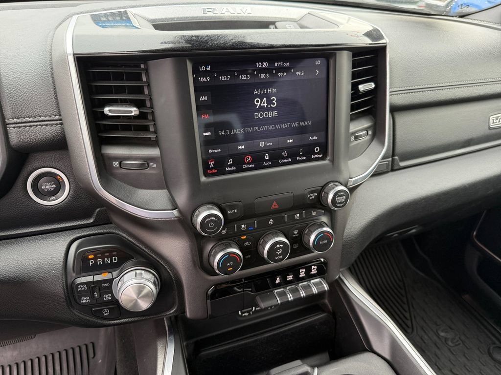 Used 2020 RAM 1500 Laramie w/ Sport Appearance Package AWD/4WD image 18
