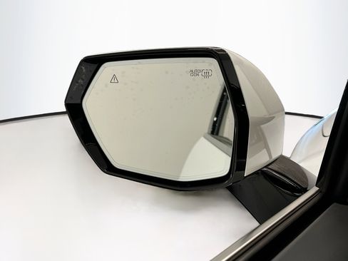 Used 2024 Kia EV9 Land image 16