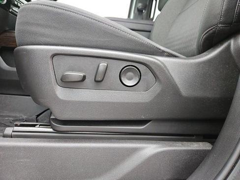 Used 2025 GMC Sierra 1500 Elevation w/ Preferred Package image 28