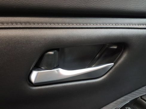 Used 2025 Nissan Sentra SV FWD image 16