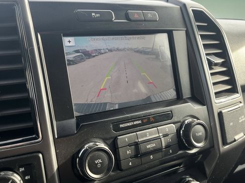 Certified 2018 Ford F150 XLT w/ Equipment Group 302A Luxury image 24