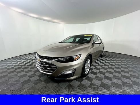 Used 2022 Chevrolet Malibu LS w/ Driver Confidence Package II image 5