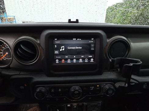 Used 2019 Jeep Wrangler Unlimited Sport S AWD/4WD image 10