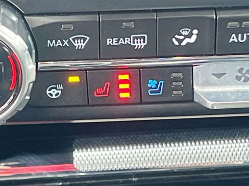 Used 2024 Ford F150 Lariat w/ Tow/Haul Package image 21