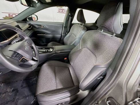 Certified 2024 Toyota Crown AWD/4WD image 26