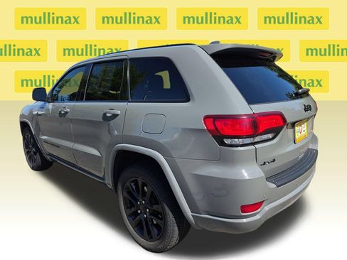 Used 2021 Jeep Grand Cherokee Laredo X AWD/4WD image 10