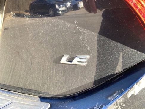 Used 2016 Toyota Corolla LE image 12