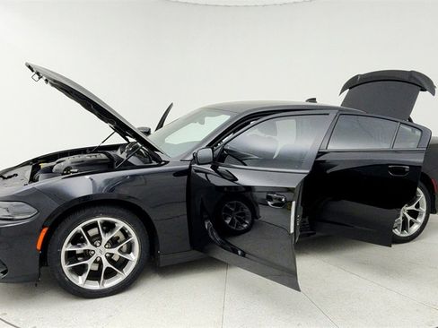Used 2022 Dodge Charger GT image 11