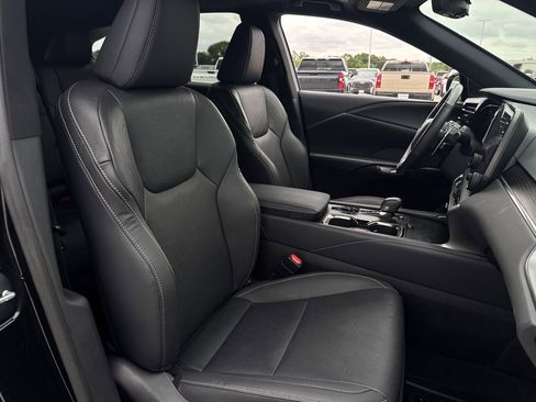 Used 2023 Lexus RX 350 Premium Plus w/ Cold Area Package image 27