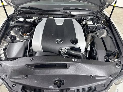Used 2017 Lexus IS 300 AWD image 36