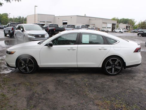 Used 2023 Honda Accord Sport image 5