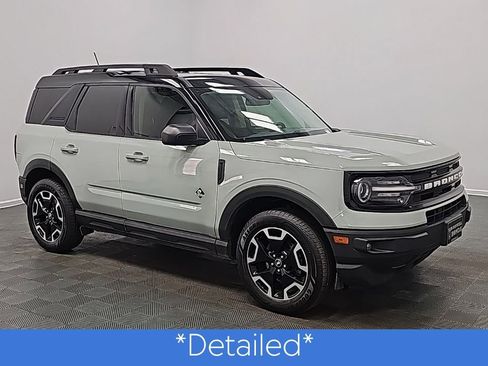 Used 2022 Ford Bronco Sport Outer Banks w/ Tech Package image 3