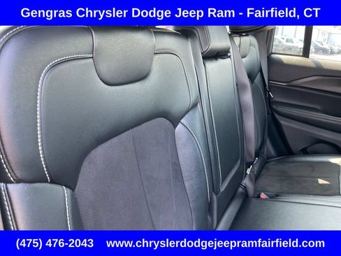 Certified 2023 Jeep Grand Cherokee Altitude AWD/4WD image 26
