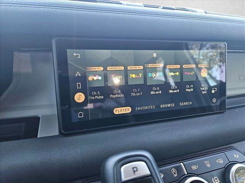 Used 2022 Land Rover Defender 110 S image 13