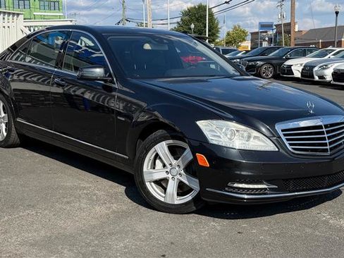 Used 2012 Mercedes-Benz S 550 4MATIC image 7