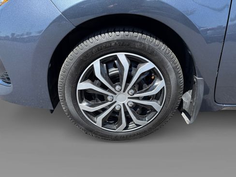 Used 2017 Toyota Corolla L FWD image 9