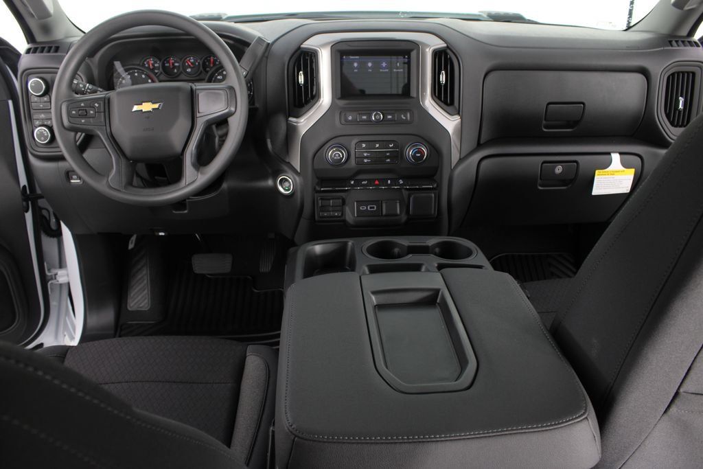 New 2026 Chevrolet Silverado 2500 Custom w/ Custom Convenience Package AWD/4WD image 9