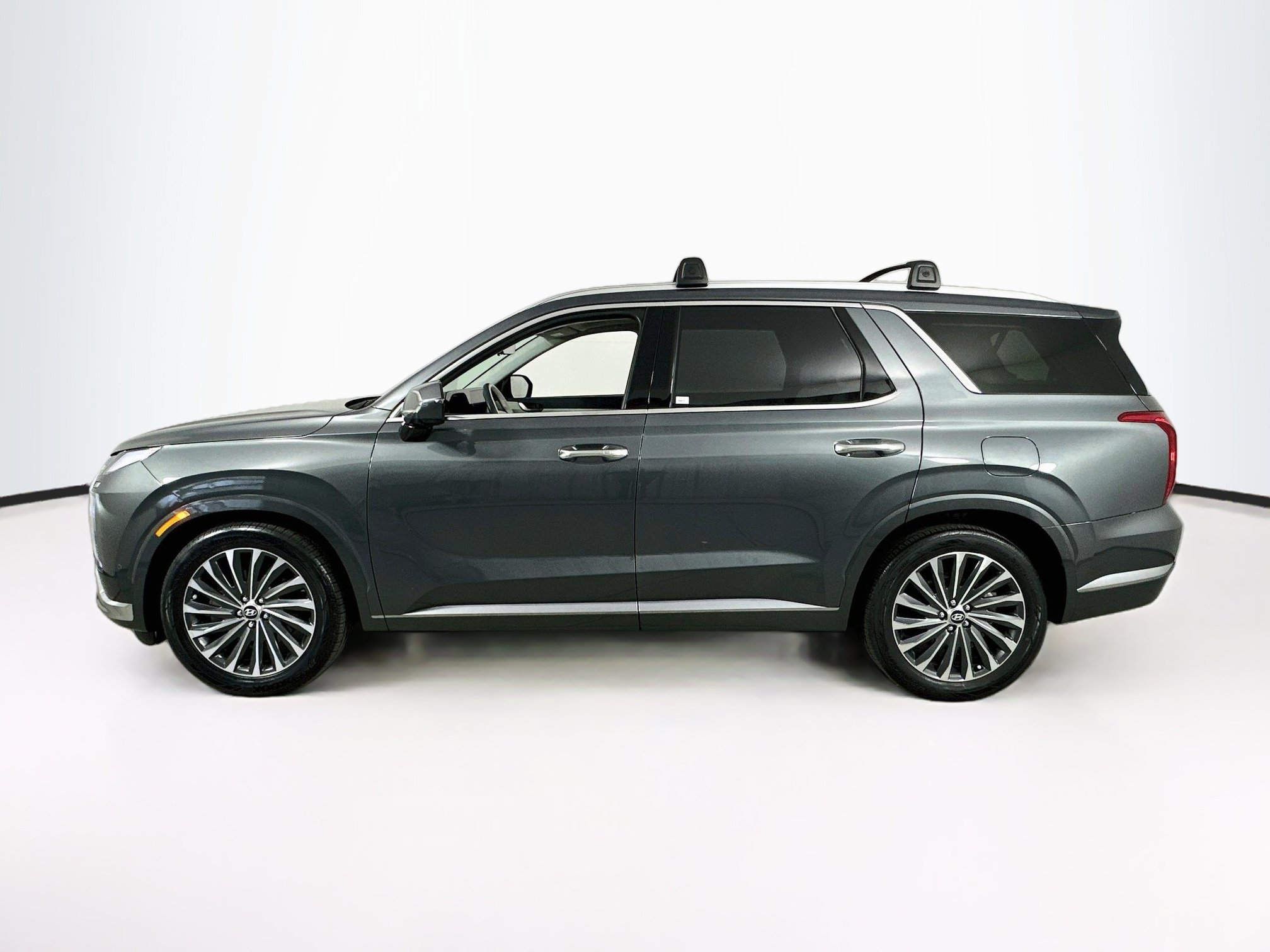 Used 2023 Hyundai Palisade Calligraphy w/ Cargo Package AWD/4WD image 8