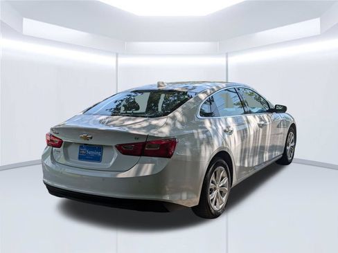 Used 2025 Chevrolet Malibu LT FWD image 6