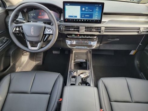 New 2026 Lincoln Corsair Premiere image 36