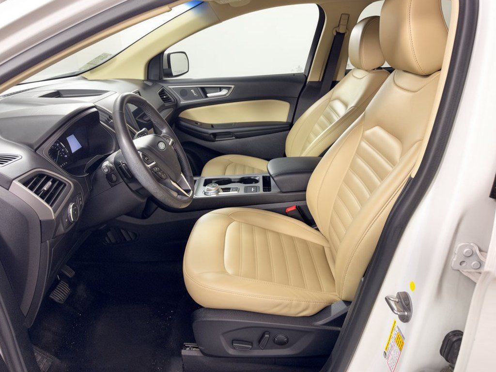 Used 2022 Ford Edge SEL w/ Convenience Package AWD/4WD image 5
